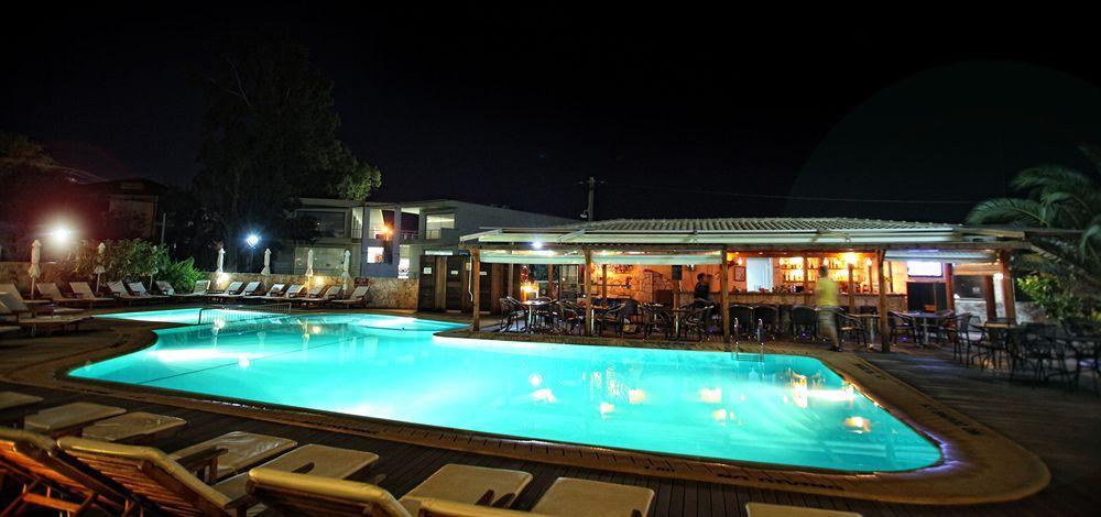 Nereides Hotel Hanioti Zewnętrze zdjęcie