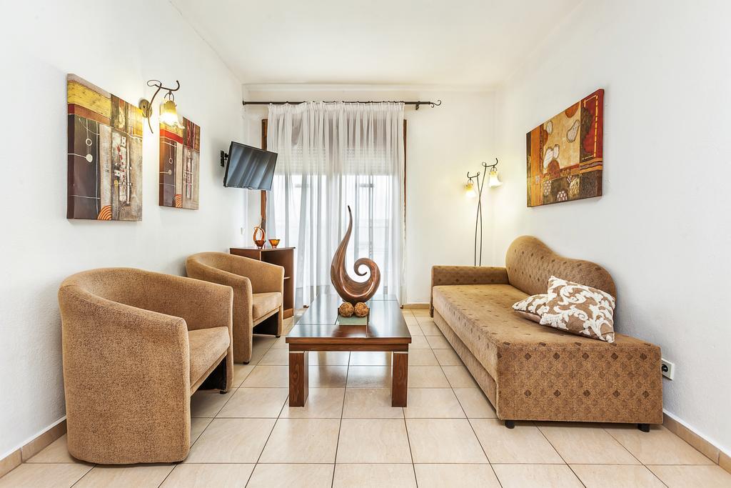 Nereides Hotel Hanioti Pokój zdjęcie